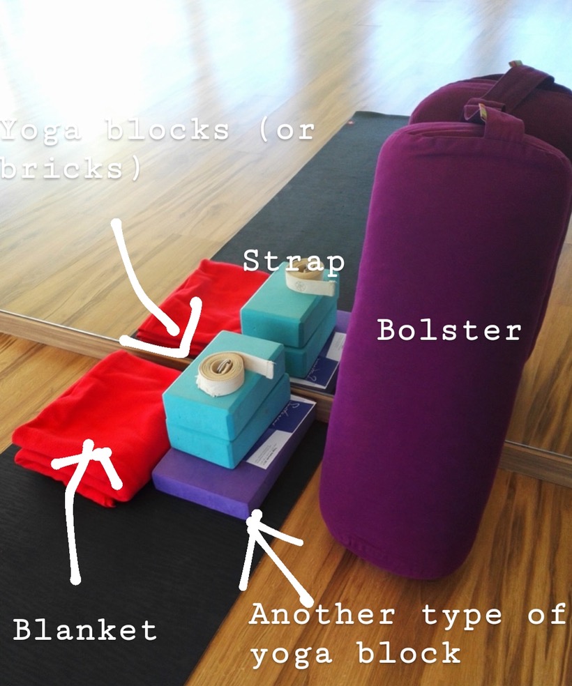 Bolster, yoga_strap, yoga_blocks